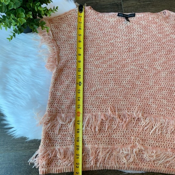 White House Black Market WHBM Boho Fringe Sleeveless Poncho Pullover Sweater L - Picture 5 of 8